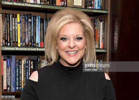 Nancy Grace Signs Copies Of Murder In The Courthouse A Hailey Dean Mystery Photos And Premium