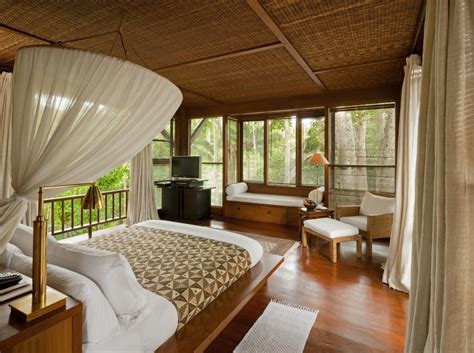 To find out more about these items, take a look at our balinese doors, indonesian decor and modern balinese decor pages. Como Shambhala Estate: Yet Another Stunning Bali Retreat