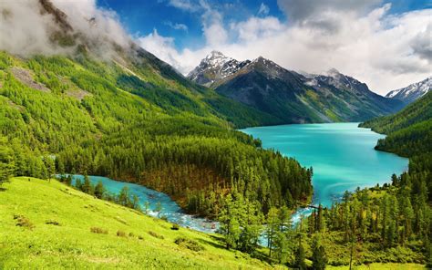 1366x768 Mountain Trees Water Landscape Coolwallpapersme