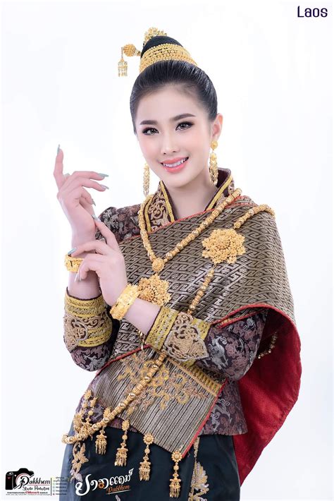 Laos 🇱🇦 ລາວ Lao Traditional Dress In 2021 East Asian Fashion Laos Clothing Thai