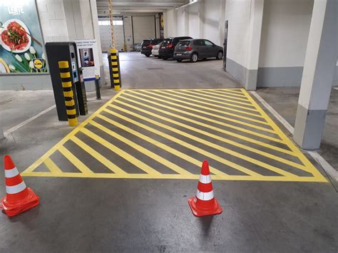 Peinture ligne de stationnement Réaliser son parking marquage au sol