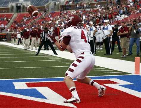 Photo Essay Temple Smu Temple Football Forever