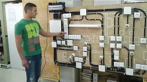 Instalación Eléctrica En Vivienda Realizada Por El Alumno Javier