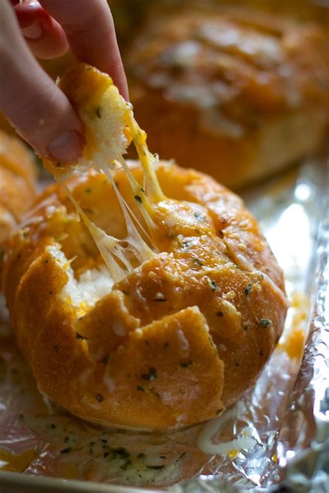 Ok i am making pasta tonight with my dinner and i was thinking of having a those store bought garlic bread.which one do you recommend?? Cheesy Garlic Bread Pull Apart Rolls | Lauren's Latest