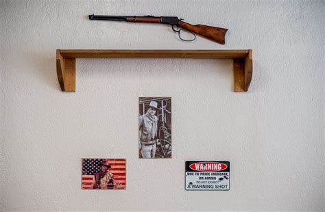Republican Lauren Boeberts Gun Themed Restaurant Shooters Closes