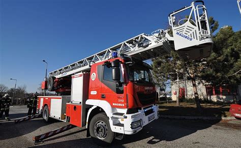 Székesfehérvár Városportál - Szolgálatban az új fehérvári tűzoltó létra ...