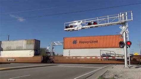 Railroad Crossings Of The Midwest Part 2 Youtube