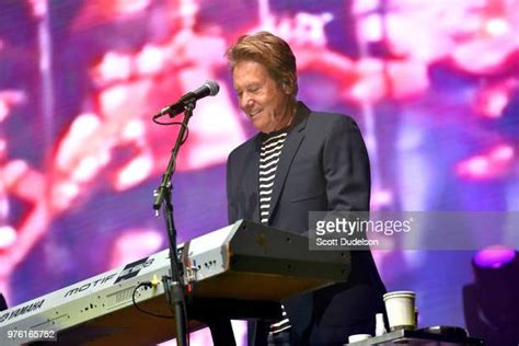 Robert Lamm Of Chicago Photos And Premium High Res Pictures Getty Images