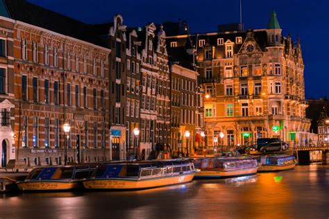 7 Attractions In Amsterdam That Are Worth A Visit For All First Time