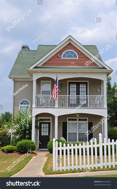 Two Story Cottage Style House Stock Photo 95475937 Shutterstock