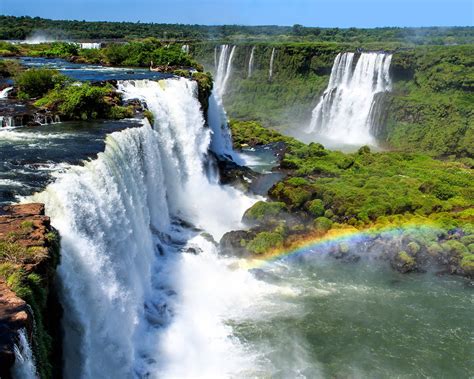 Iguazu Falls Rainbow A National Park Spanning Brazil And A Flickr
