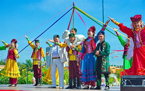 Борьба «Көрәш», скачки и праздник чая на Сабантуе - Visit Udmurtia