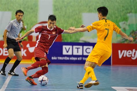 In 2007, ho chi minh city football federation launched all vietnam futsal championship. Futsal Việt Nam lần đầu tiên đánh bại Australia