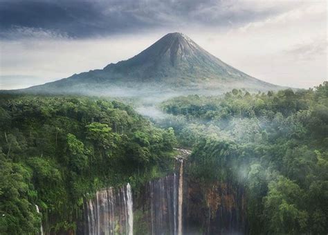 Puncak Gunung Paling Menakjubkan Di Indonesia