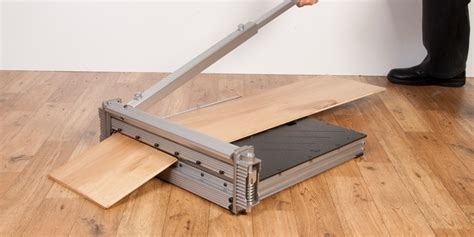 Best Way To Rip Cut Vinyl Plank Flooring