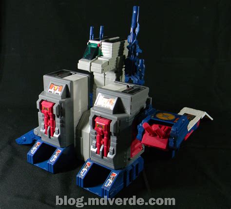 Transformers Fortress Maximus G1 Encore Modo Base Flickr