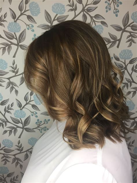 Balayage highlights has become so hot and. Honey blonde balayage on medium length hair | Medium ...