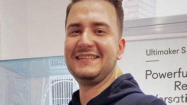Wiedzieliście, że dawny bliski współpracownik antoniego macierewicza schudł aż 43 kilogramy? Bartłomiej Misiewicz dostał statuetkę Super Wiktoria ...