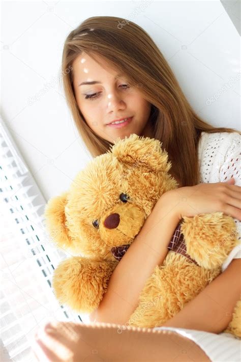 Sad Girl Holding A Teddy Bear — Stock Photo 3662815