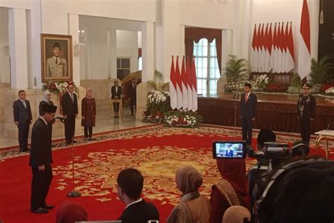 Presiden Saksikan Pengucapan Sumpah Jabatan Ketua Kpk Sementara Nawawi