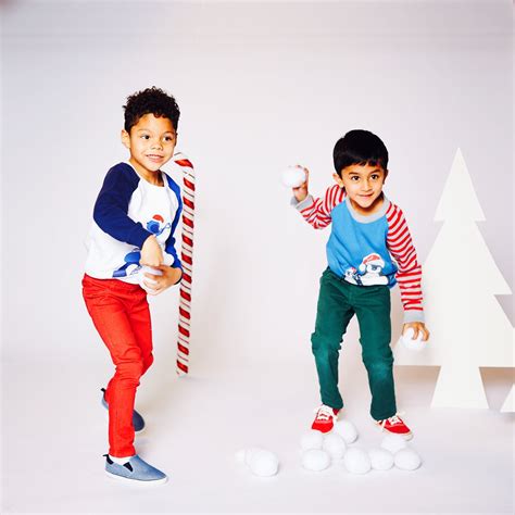 Seattle Artists Agency Anay Vaghelas Holiday Zulily Photoshoot