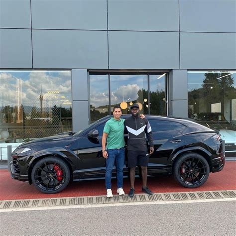 Top 10 Barcelona Players And Their Cars