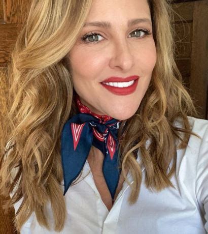 She has appeared in a number of films and tv shows. Quick Celeb Facts | Jill Wagner Age, Bio, Married, Husband, Children, Parents, Net Worth, Height