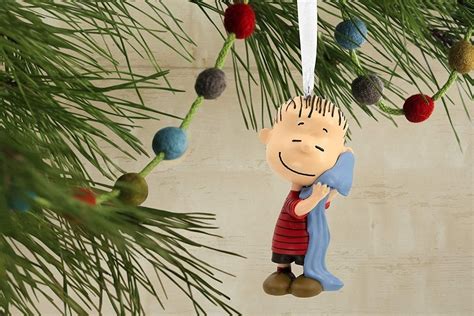 These Cute Charlie Brown Christmas Decorations Will Melt Your Heart Rare