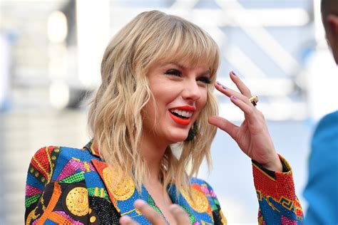 Free Download How To Get Tickets For Taylor Swifts 2020 Lover Tour In