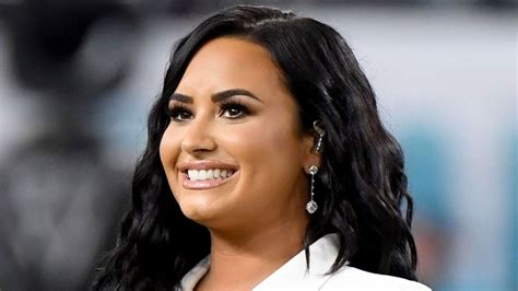 Early life and career beginnings. Demi Lovato Gets An Edgy Makeover - Check Out Her Half ...
