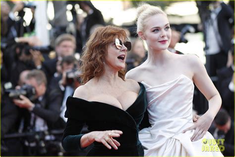 Lily Rose Depp And Elle Fanning Steal The Show At Cannes Opening Ceremonies Photo 3900417 2017