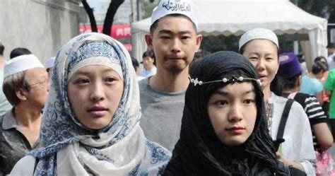 Viral, perempuan diduga asal aceh singkil tanpa empati sebut palestina 'babi'. Ahli Dunia Terkejut, Tak Satupun Muslim Uyghur Tertular ...