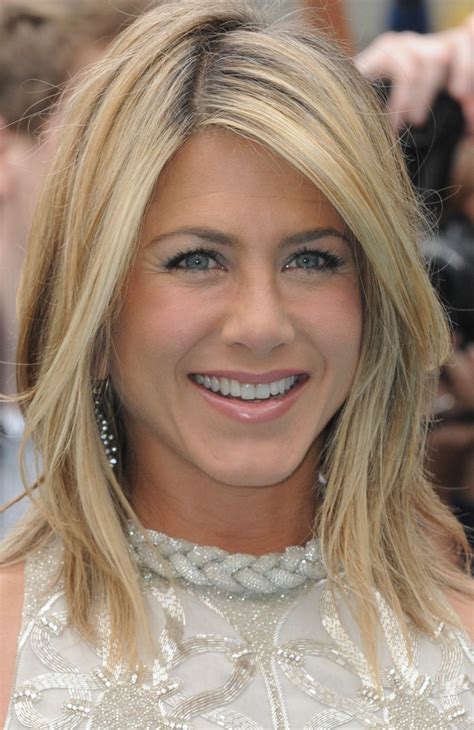 Jennifer aniston's hair is just as famous as she is — maybe even more so. 22 Famous Jennifer Aniston Hairstyles