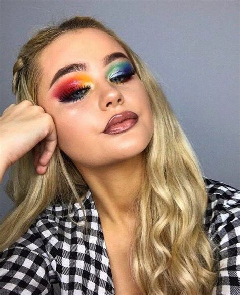 50 Pretty Rainbow Makeup Ideas Rainbow Makeup Rainbow Eye Makeup Pride Makeup