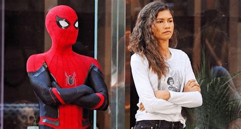 Far from home, with peter being outed by. Spider-Man: No Way Home - przecieki, plotki, oficjalne ...