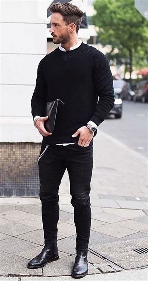 Funky Sweater And Jeans Combinations For Winters That Every Guy Must