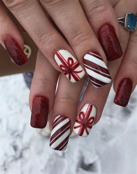 60 Festive Christmas Nail Art Designs And Ideas For 2019 Christmas Gel