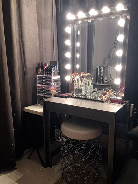 Bestope vanity mirror with lights hollywood mirror large lighted vanity mirror with 3 color lights,usb a and usb c outlet with phone holder,24x20 inch,touch control,sturdy metal frame design 1,468 $139 99 ($139.99/count) Glam! DIY Lighted Vanity Mirrors | Decorating Your Small Space