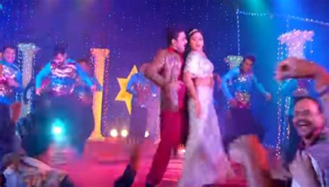 Bhojpuri Pawan Singh Kajal Raghwani Songs Dance Video Viral Latest News In Hindi Newstrack
