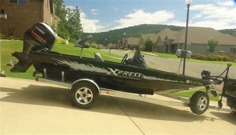 Xpress H18 2015 for sale for $23,000 - Boats-from-USA.com