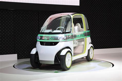 Tokyo Motor Show Tiny Daihatsu Pico EV Concept Updated Carscoops