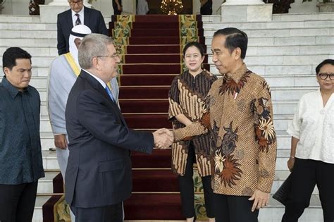Indonesia submits bid to host 2032 olympics. Indonesia announces surprise bid for 2032 Olympics ...