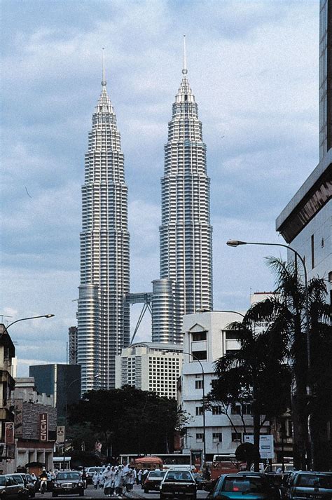 Twin Towers Tallest Building In Malaysia Home Of Petrona Flickr My