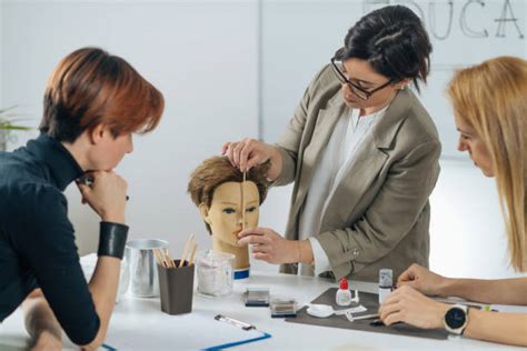 Professional Makeup Course Learn And Execute Beauty Secrets And Methods