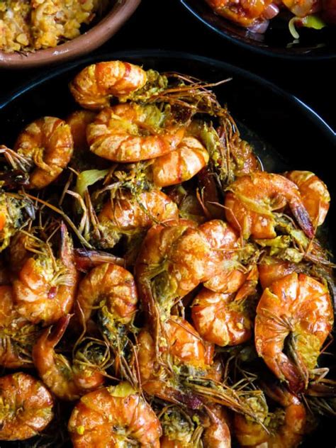 Add the coconut milk and lime juice, and place a lid on the pan, turn down the heat to low and simmer for 10 to 15 minutes, until the pork is cooked and not pink anymore. Srilankan prawn curry cooked in Coconut milk. | ISLAND ...