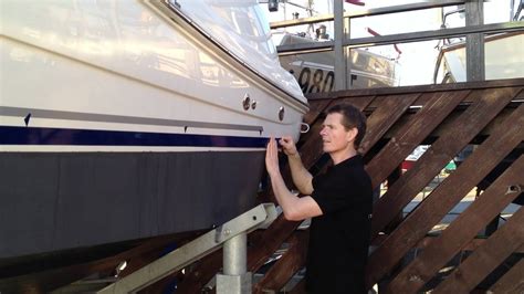 How To Apply A Boat Stripe Boat How To Apply Hull