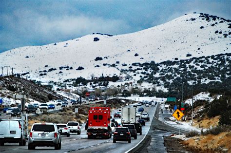 Photos Snow In Southern California Brings White Christmas A Day Late