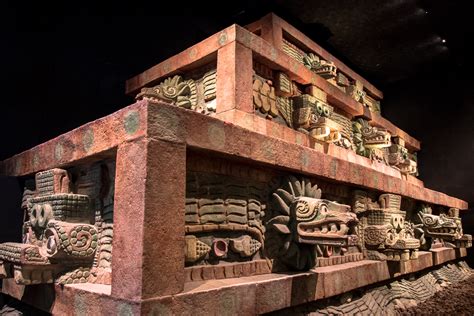 Aforo limitado al 20% de la capacidad promedio diaria de visitantes. Exploring Mexico's History at the National Museum of ...