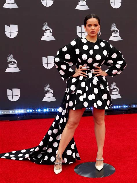 Последние твиты от recording academy / grammys (@recordingacad). Grammy Latinos 2019: Rosalía actualiza el traje de flamenca