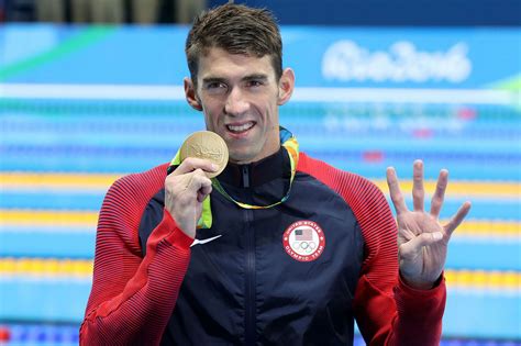Michael Phelps Medals Michael Phelps Posa Con Sus 28 Medallas
